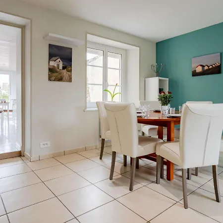 La Peite Maison By Interhome *