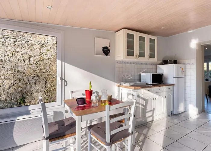 La Peite Maison By Interhome * Gouville-sur-Mer