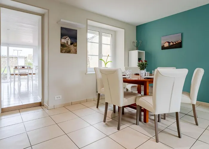 La Peite Maison By Interhome *